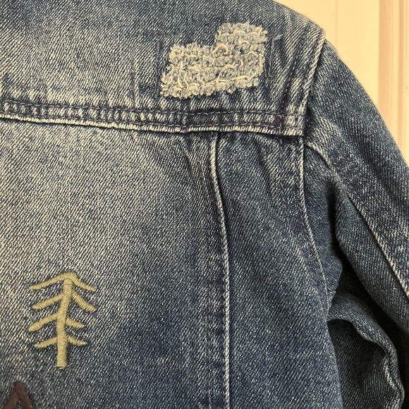 NWOT Jean jacket toddler with embroidery - Picture 4 of 10